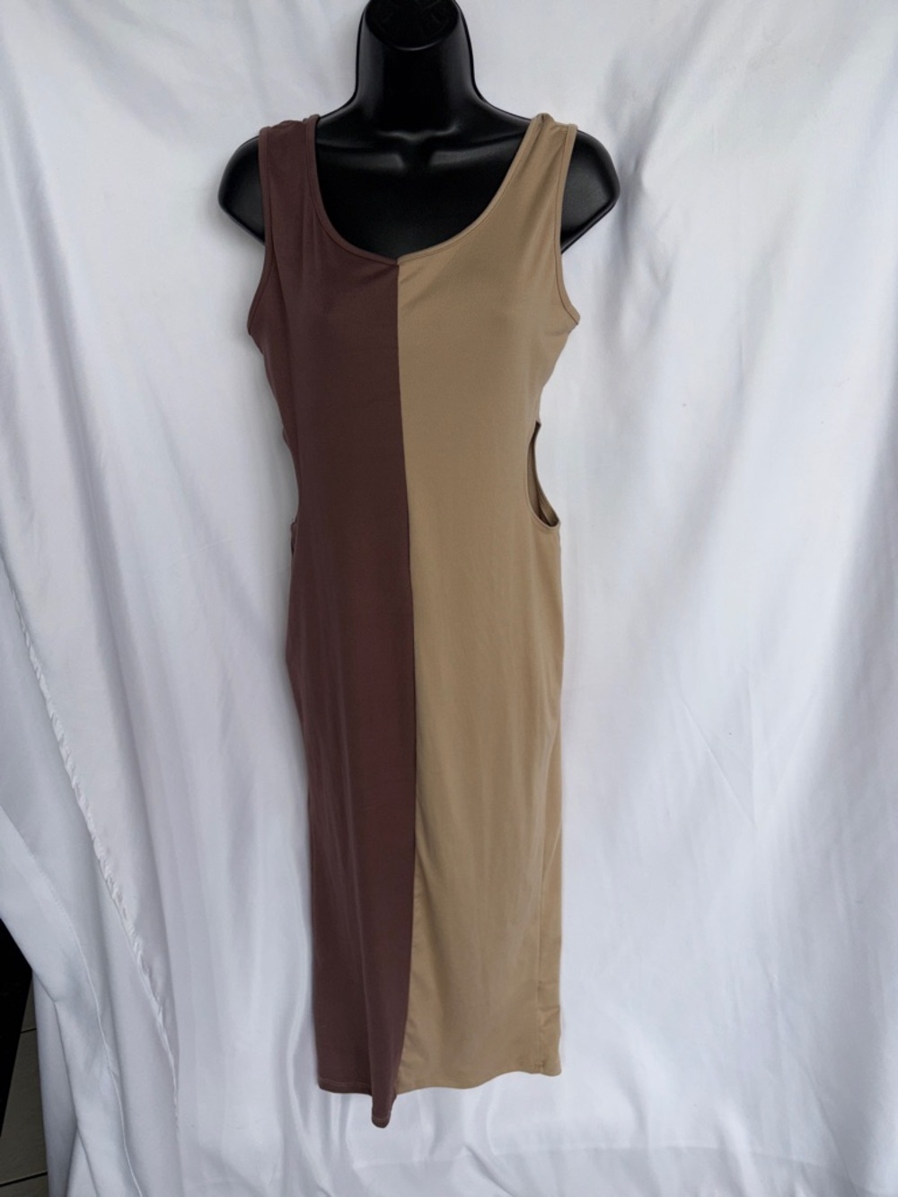 21 Saints Maxi dress, bodycon, side cutouts, sz L, 19” PTP, 44” L